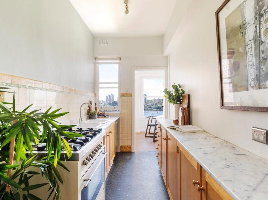Housing growth: one-bedroom unit without parking sells for over $2m at auction