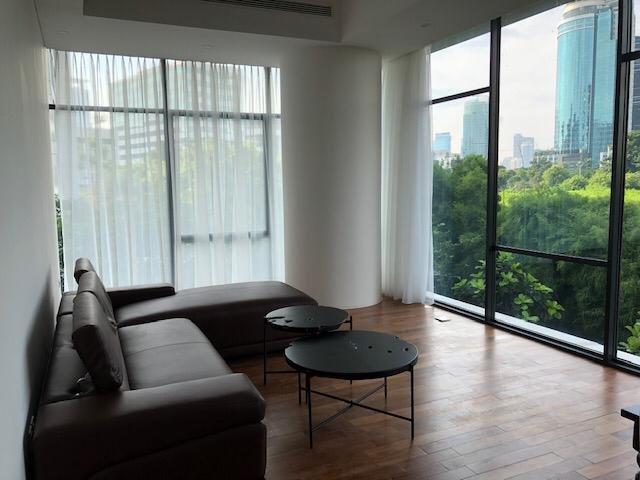 Apartemen Verde 2 Bedroom Semi Furnish, Harga Terjangkau, Best View